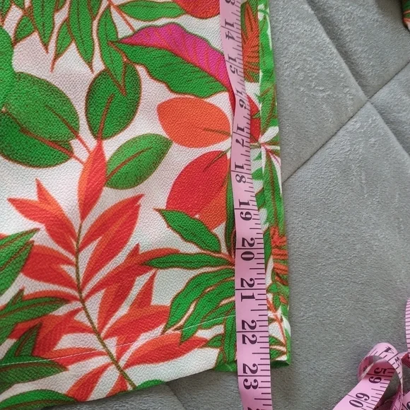 Rose & Olive Wide Leg Tropical Print Elastic Waist Pants 1X - Picture 4 of 11